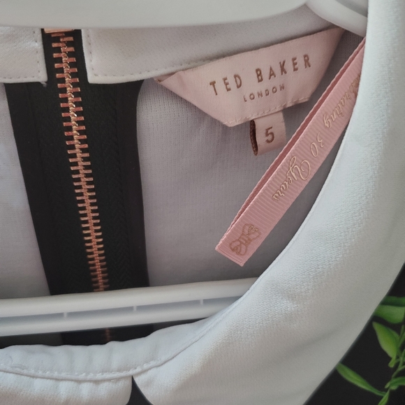 Beautiful Baker Dress - Picture 3 of 4